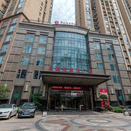 Ramada Plaza By Wyndham Fuzhou South Hotel Exterior photo