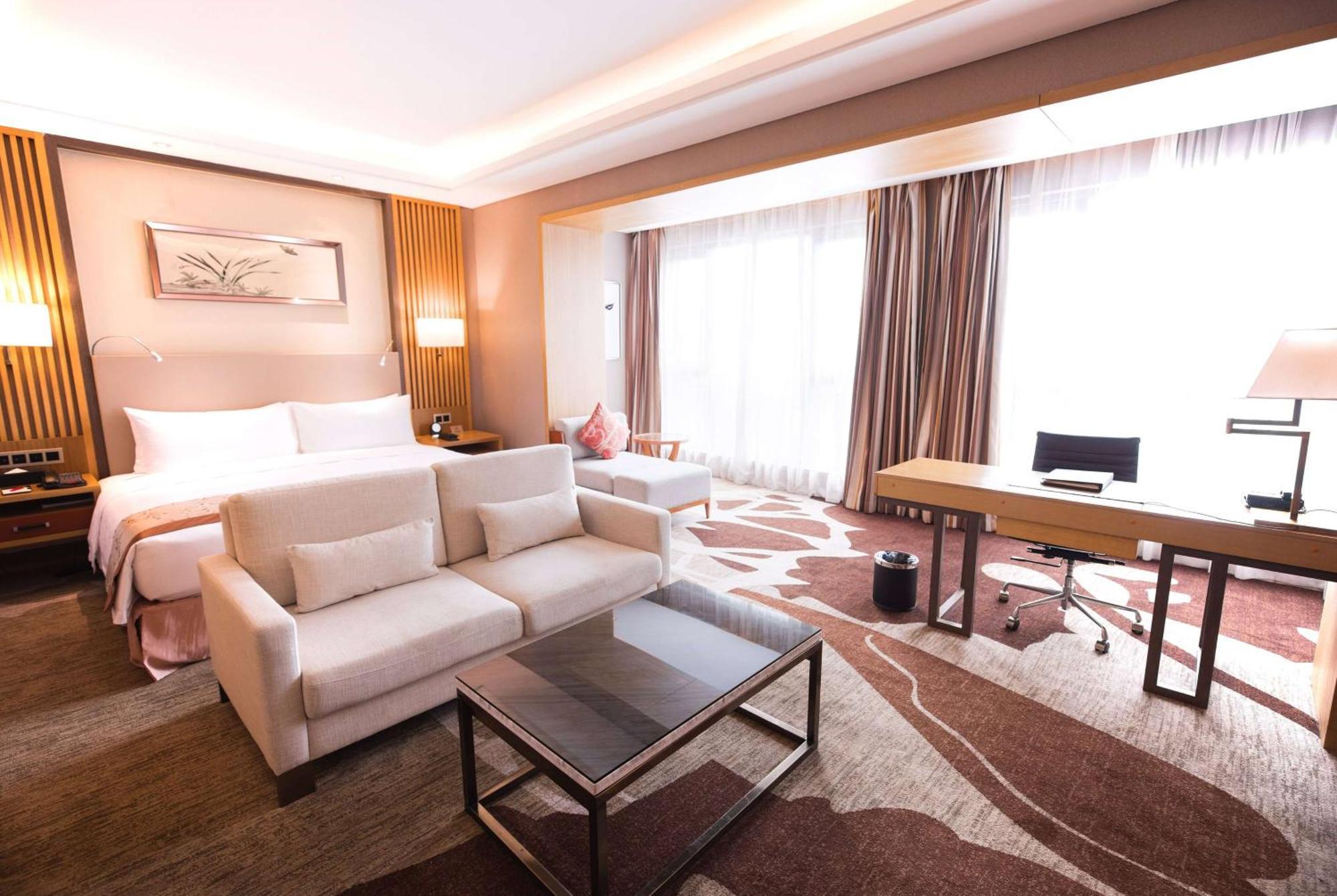 Ramada Plaza By Wyndham Fuzhou South Hotel Exterior photo